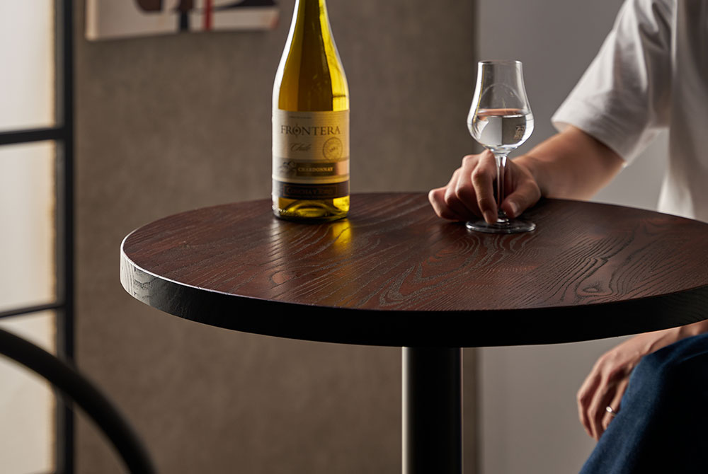 カフェテーブルラウンド