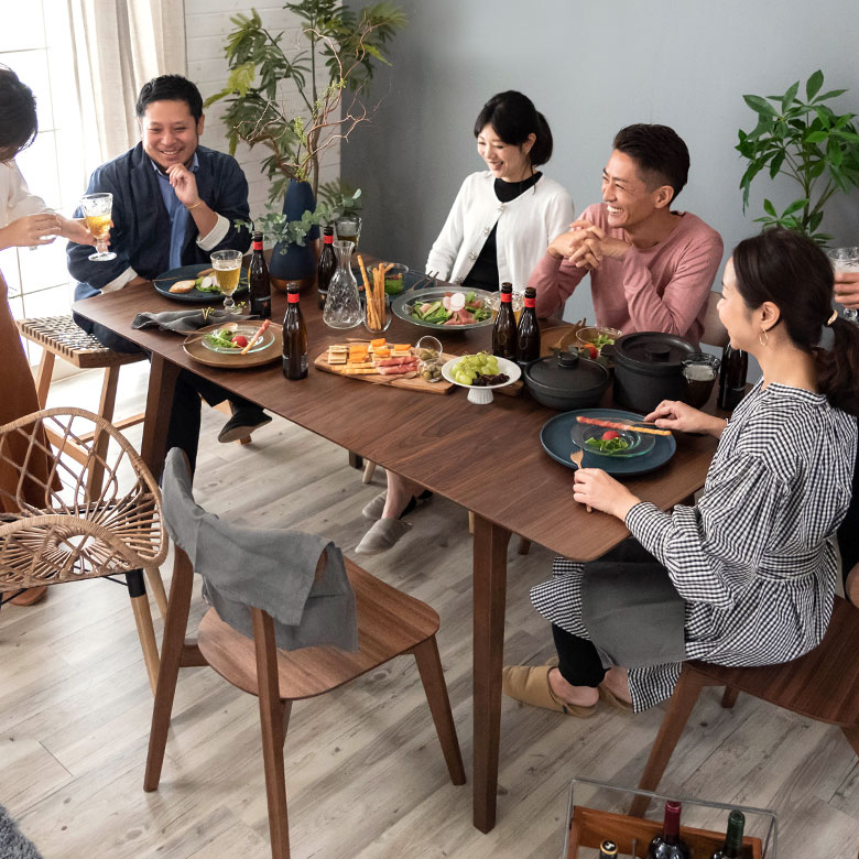 マレーシア原産の高品質家具Asteionシリーズ