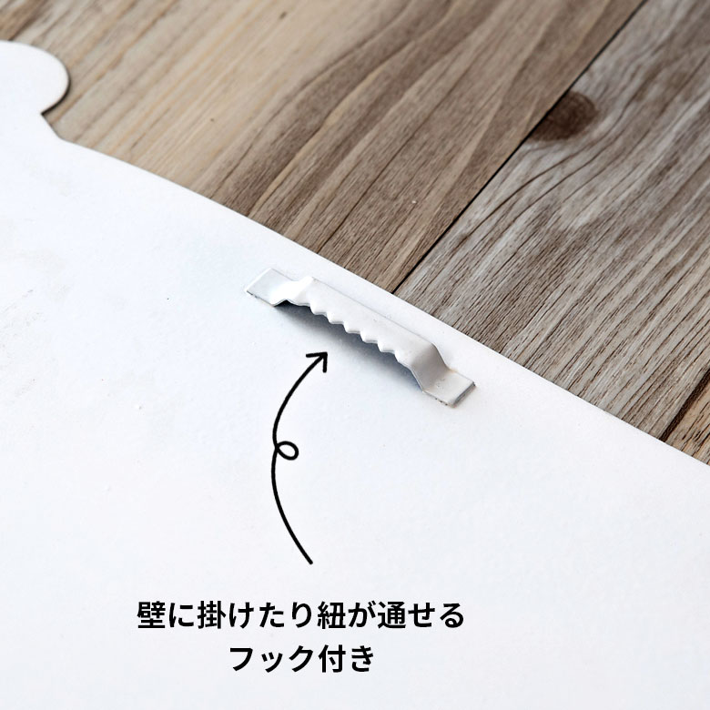 手に持つとこの大きさです