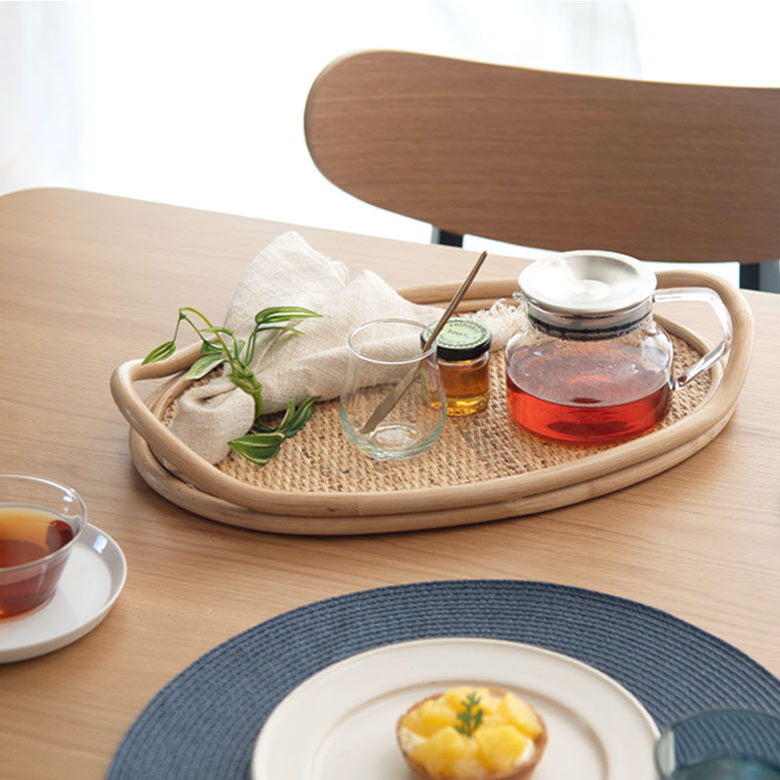 お盆・トレー｜籐ラタンや木製トレイ、来客時のテーブルコーデに