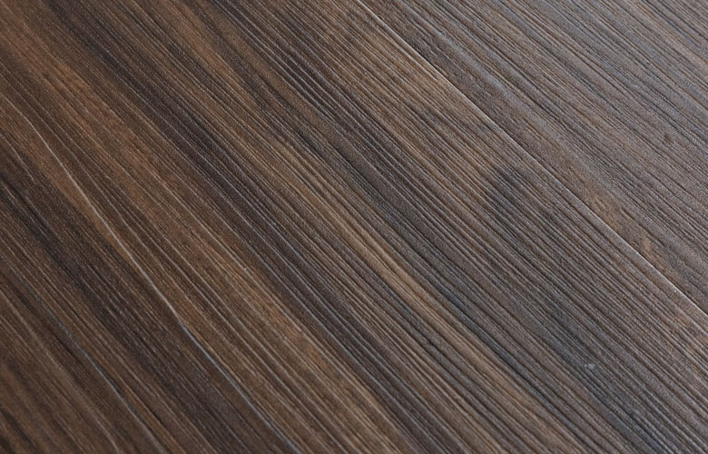 本物そっくりの木目を再現