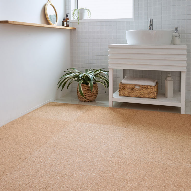 脱衣所やキッチンにも使えるジョイントコルクマット