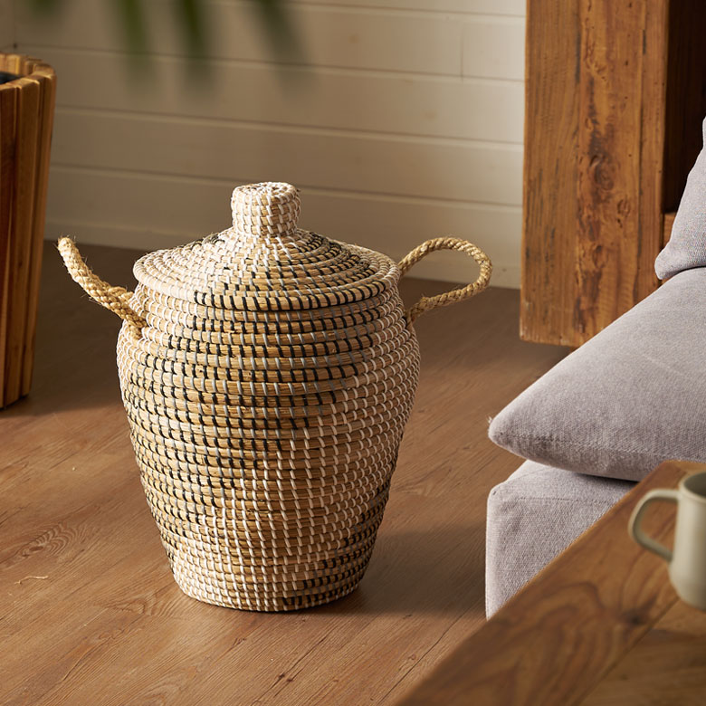 シーグラス製バスケット。収納バスケット。かご。蓋つき。フタ付き。大きいバスケット。