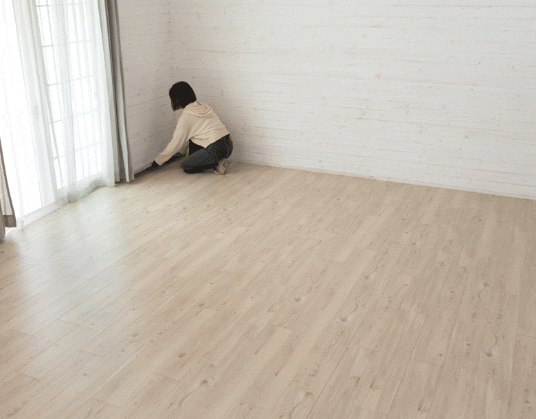 並べて置くだけの簡単施工のクリックタイプ