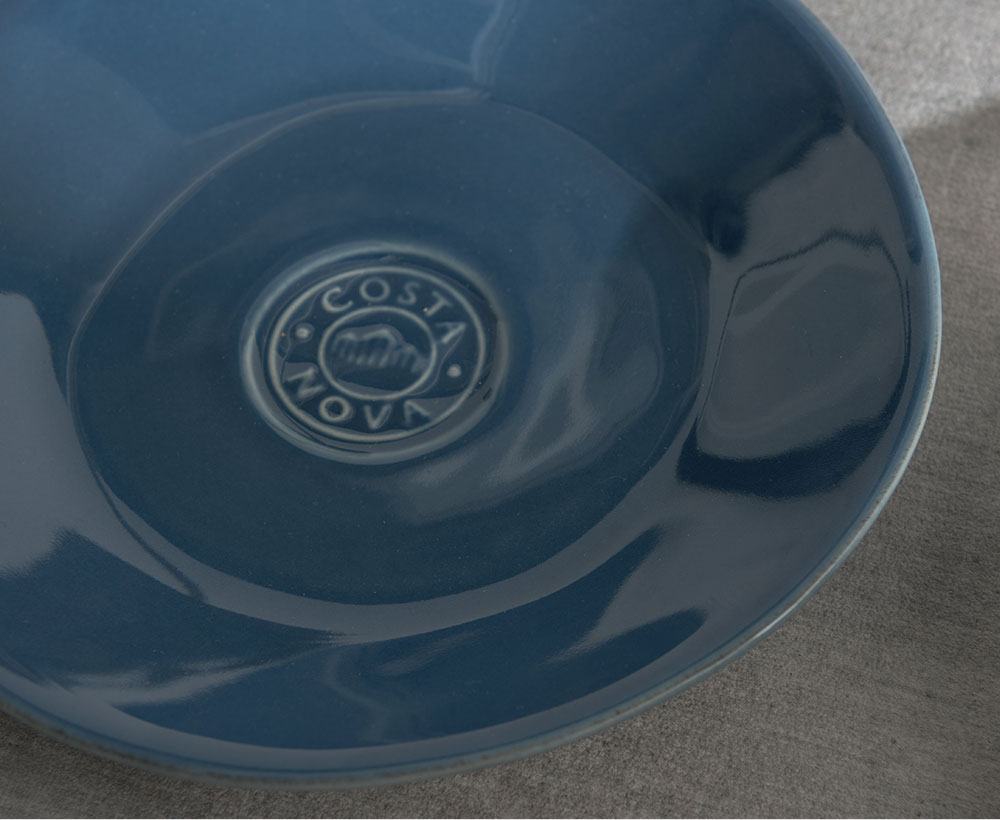 COSTA NOVA ノバの釉薬の艶とやわらかな色合い