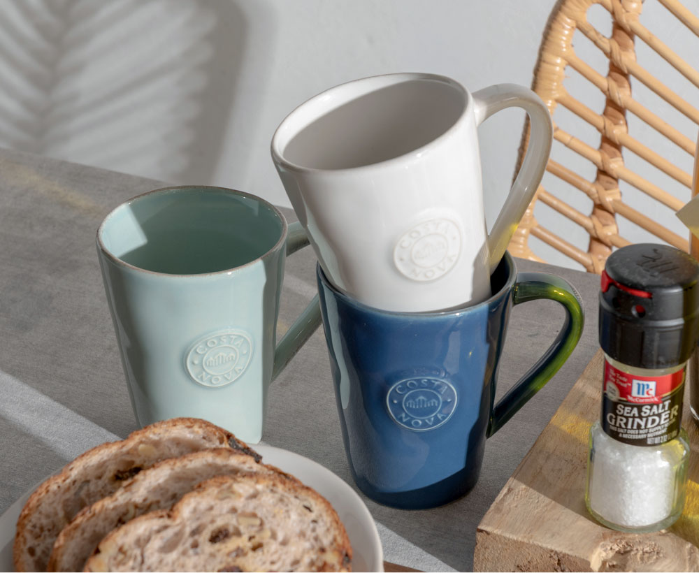 COSTA NOVA ノバシリーズのマグカップとプレートを組み合わせたカラーミックス
