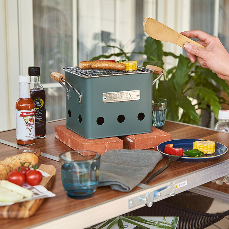 BBQ、ピクニック、ベランピングなどのアウトドアにぴったりな卓上BBQストーブ