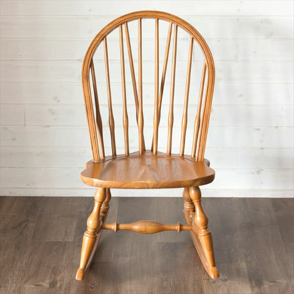 I4★ロッキングチェア★W54cm 木製 ウィンザー 彫刻デザイン リビング 書斎 リラックス アンティーク調 I4☆ロッキングチェア☆W54cm 木製 ウィンザー 彫刻デザイン リビング