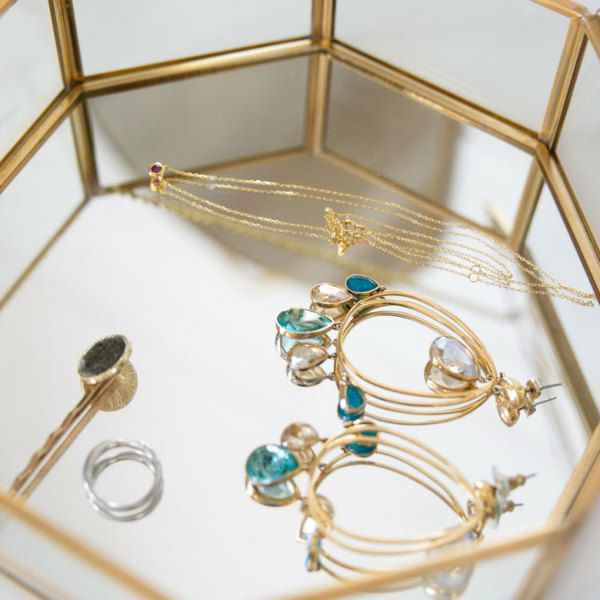 ガラスと真鍮でできた ジュエリーボックス ガラス ストッパー付き 八角