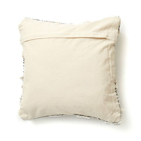 贅沢なフリンジと立体的な編み目が魅力のクッションカバー 約45×45cm
