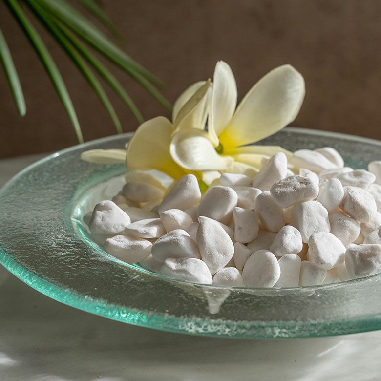 マルチングストーン天然石300g化粧石飾り石ホワイトブラックゴールドレッドカバーストーン鉢土隠しカラーストーン植物グリーンフラワー花デコレーションディスプレイオブジェリビング玄関リゾートおしゃれ北欧インテリア雑貨西海岸[94770]