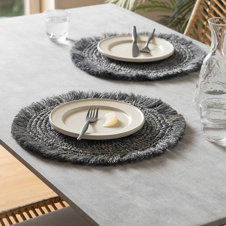 ランチョンマットラフィアラウンド円形丸プレースマット約W38cmD38cmH1cmランチマットプレイスマットディスプレイマットマットナチュラルグレーフリンジリゾートインテリアキッチン雑貨おしゃれ北欧リゾート雑貨インテリア南国西海岸[14092]