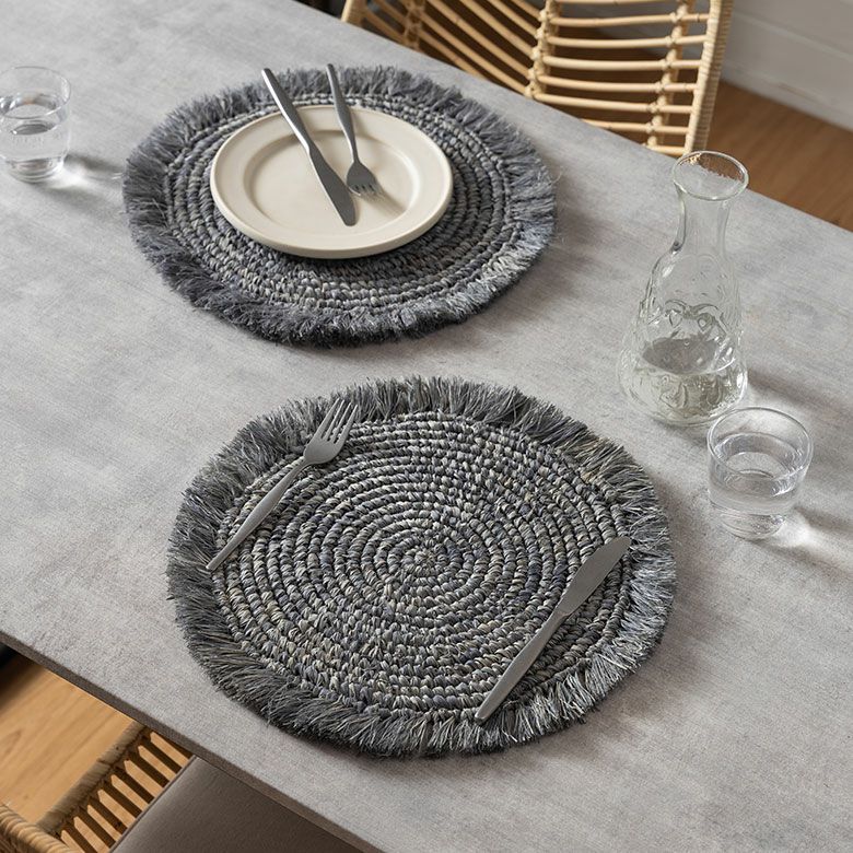 ランチョンマットラフィアラウンド円形丸プレースマット約W38cmD38cmH1cmランチマットプレイスマットディスプレイマットマットナチュラルグレーフリンジリゾートインテリアキッチン雑貨おしゃれ北欧リゾート雑貨インテリア南国西海岸[14092]