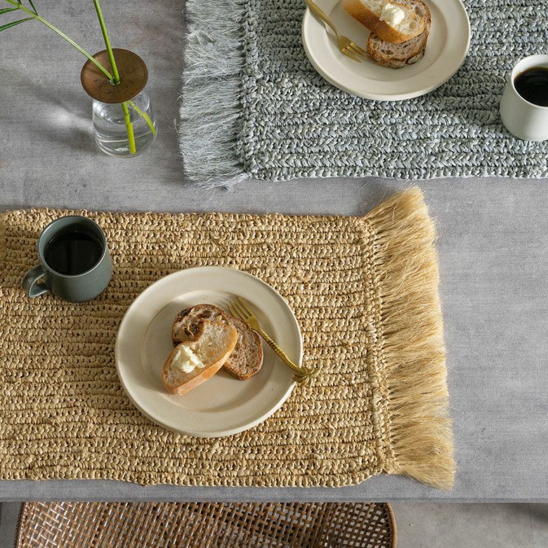 ランチョンマット天然素材ラフィアフリンジ付き46cm×34cm[13880]【ランチマットおしゃれ椰子素材麦わらかわいいインテリア長方形フリンジナチュラルリゾートインテリアナチュラルライトブルーライトブルー西海岸ハワイアンサーフコースタル】