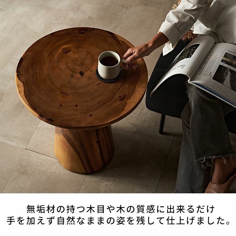 バリ島のヴィラやホテルでよく使われているモンキーポッドの丸太から